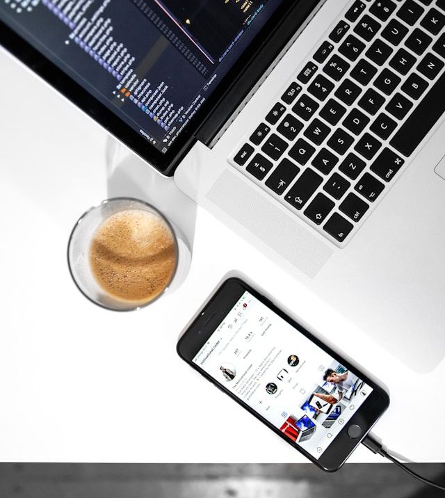 Odoo • Immagine e testo